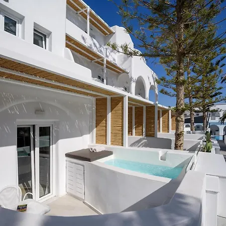 Daedalus Hotel Fira (Santorini)