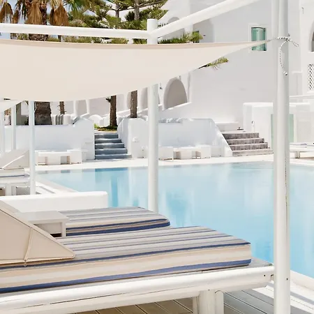Daedalus Hotel 4*