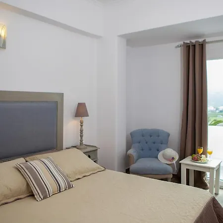 Daedalus Hotel 4*