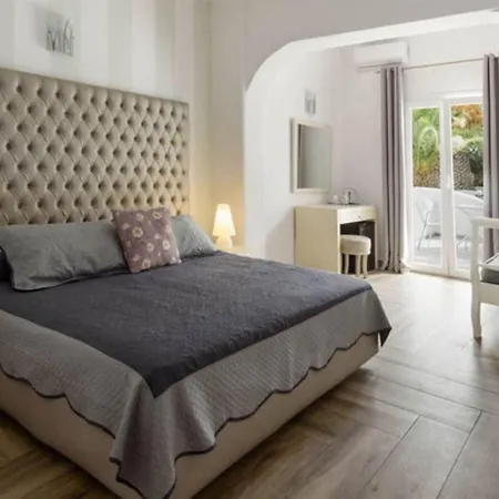 Daedalus Hotel 4*